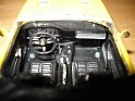 1:43 Hot Wheels Ferrari 365 GTS/4 1968 Amarillo. Subida por DaVinci